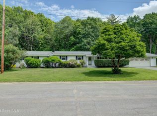 130 Richwood Dr, Gloversville, NY 12078