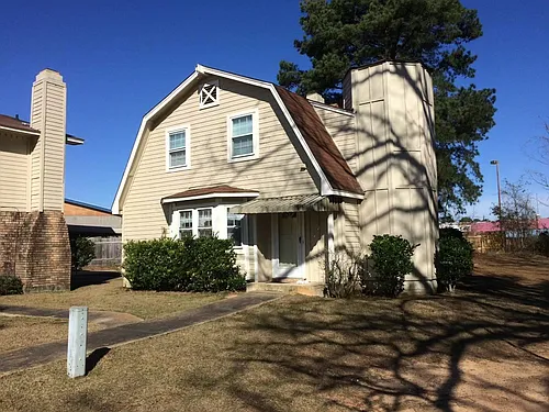 9009 Clusters Dr Photo 1