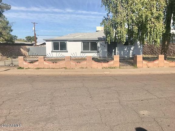 2nd image of 2924 W Lawrence Ln