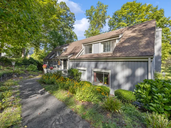 405 Heritage Village #D, Southbury, CT 06488