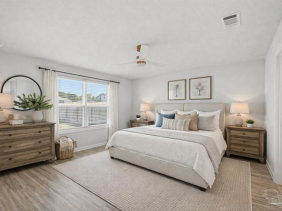 4th image of 2665 Saltgrass Way