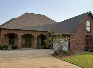 542 Holly Bush Rd, Brandon, MS 39047