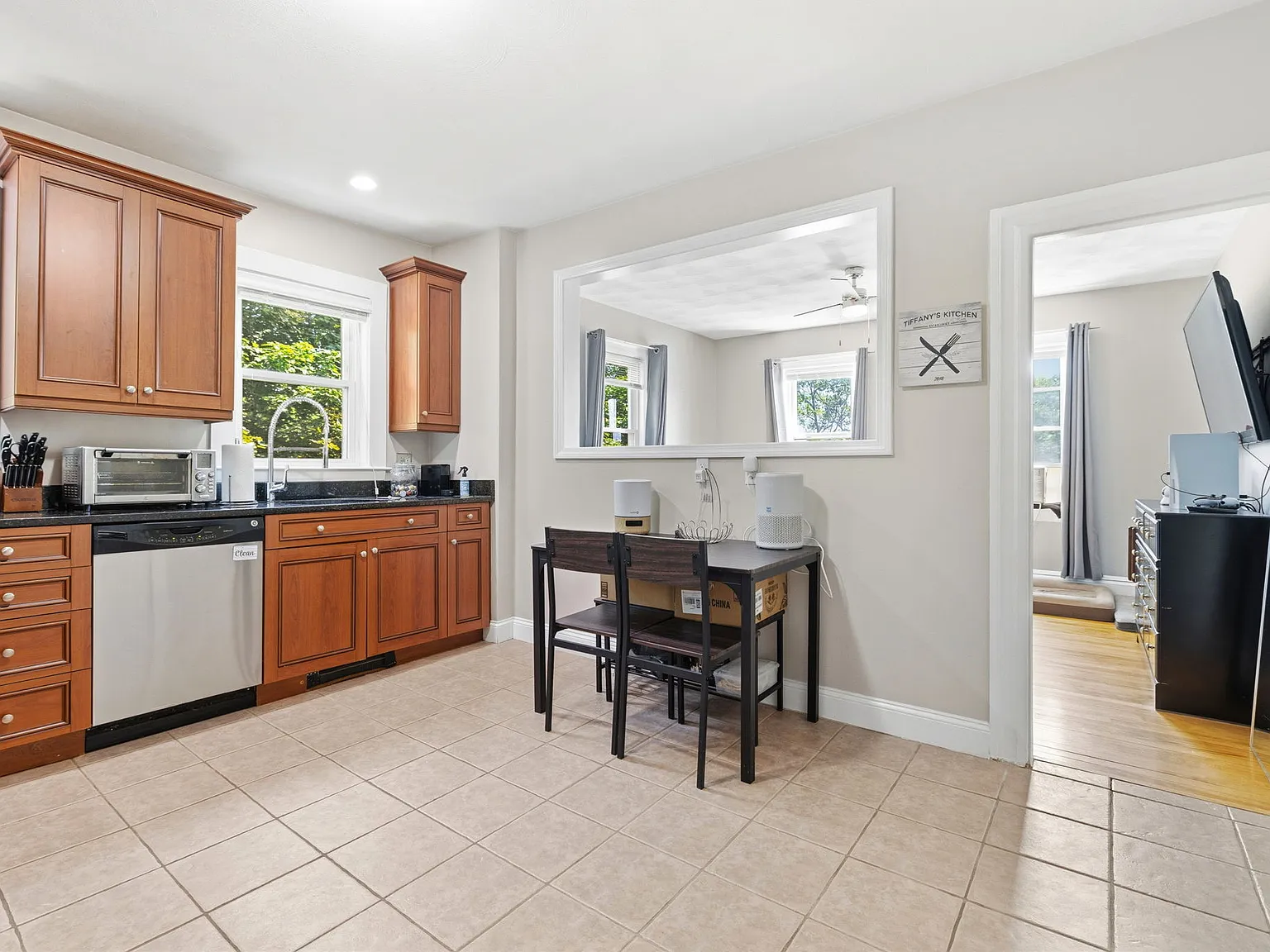 1 bed, 596 sqft, $2,250 — Photo 2