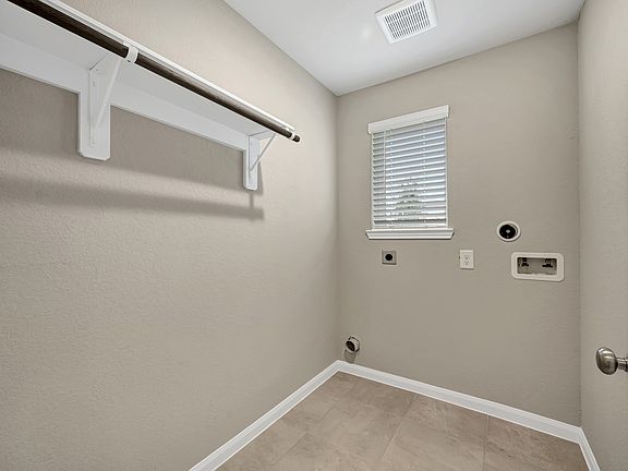 5th image of 18491 Sunrise Maple Dr