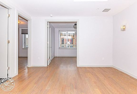 5th image of 274 Jefferson St APT 4F