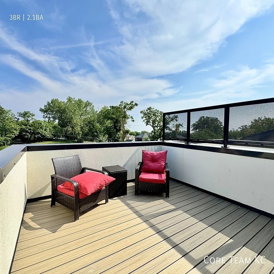Gorgeous All New 3 Bedroom Townhomes — Photo 3