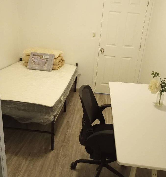 1st image of 15881 La Barra Pl