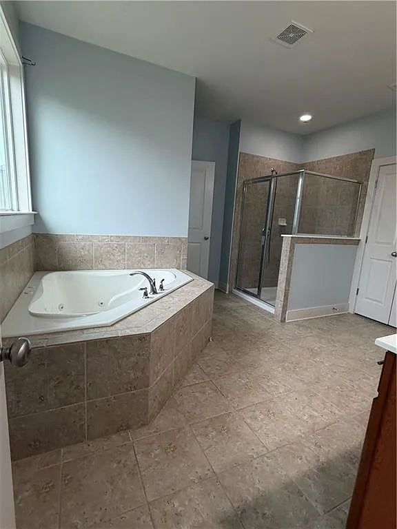 3 bed, 2.5 bath, 2498 sqft, $3,000 — Photo 4