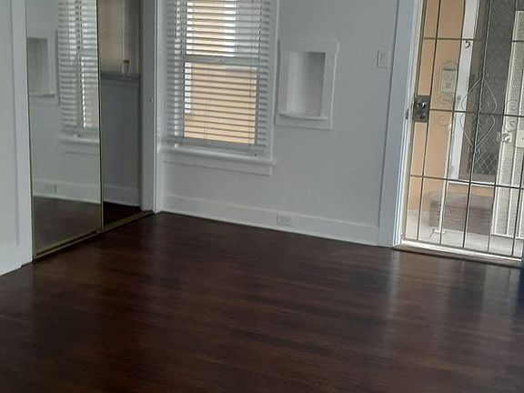 2nd image of 1724 E 4th St
