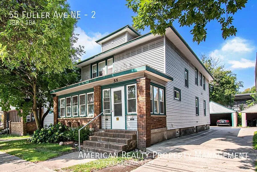 3 bed, 1000 sqft, $1,800 — Photo 1