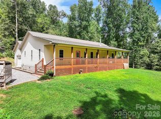247 Poker Branch Rd, Sylva, NC 28779