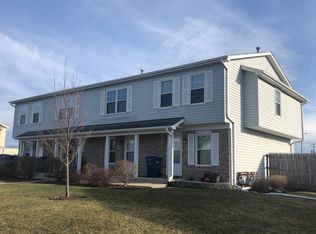 114 Colonial Pkwy UNIT A, Yorkville, IL 60560
