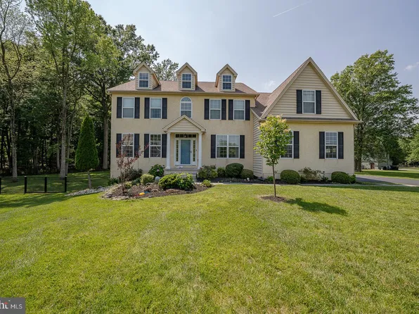 3511 Marthas Way, Garnet Valley, PA 19060