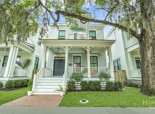 110 E 38th Street, Savannah, GA 31401
