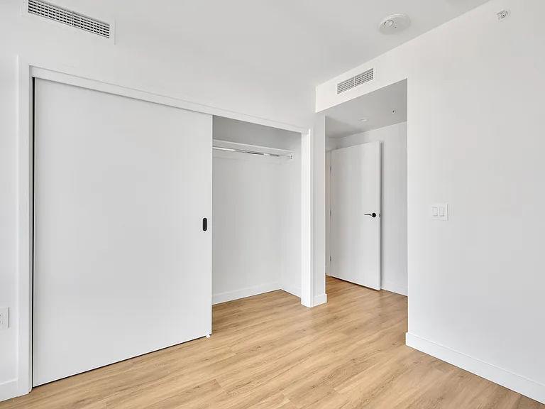 1770 Pendrell St — Photo 44