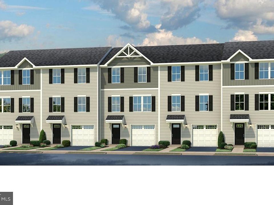 1st image of 128 Wye Oak Dr