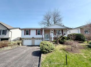3056 Tecumseh Dr, Burlington, ON L7N 3M4