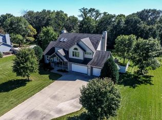 165 Fairway Dr, Mankato, MN 56001
