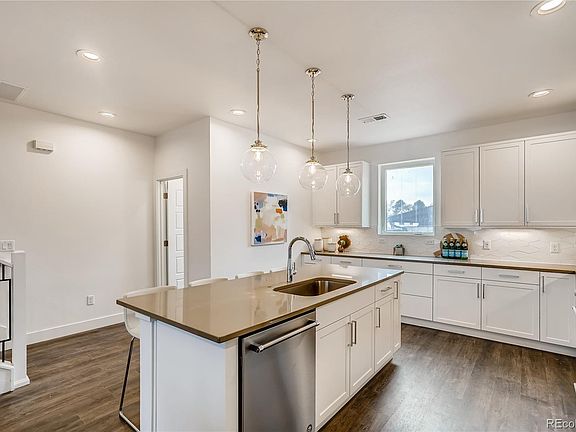2nd image of 6838 E Lowry Blvd
