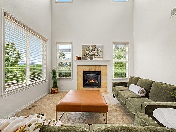 3rd image of 760 Ridgemont Circle