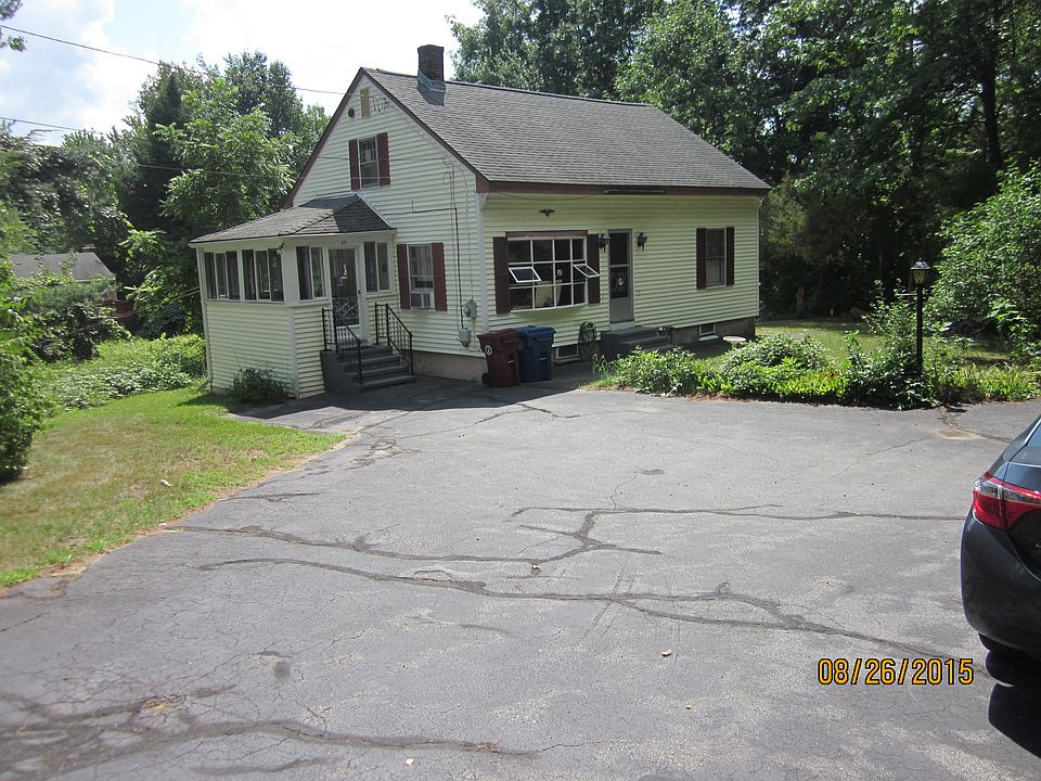 2nd image of 39 Maplewood Ave