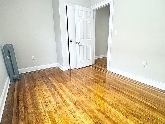 4th image of 328 61st St #2BB