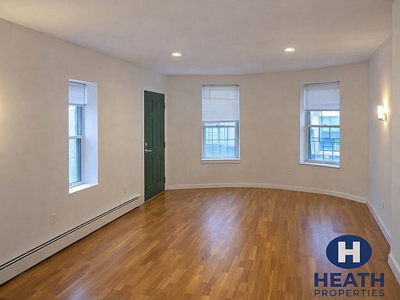 3rd image of 23 Saint Cyprians Pl #2D