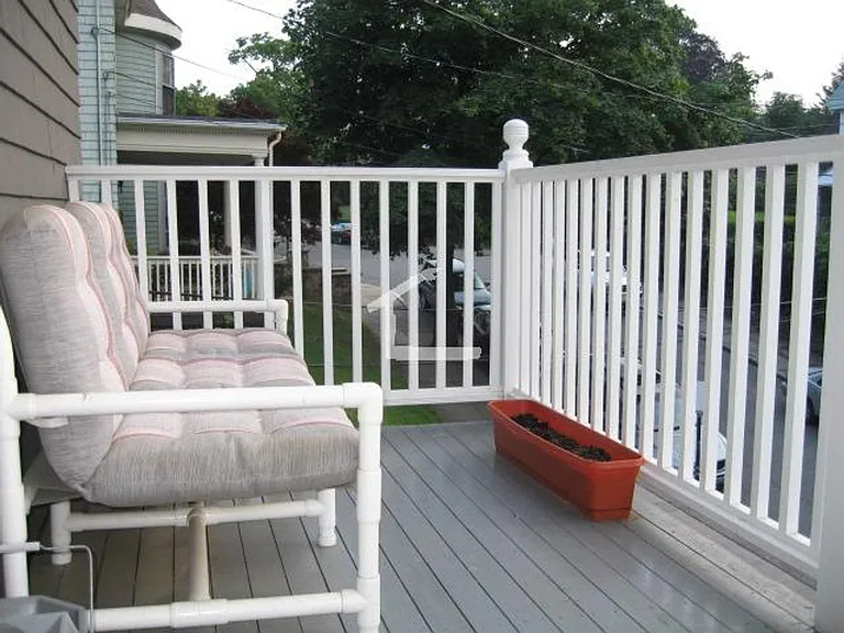 73 Leicester St #3A — Photo 8