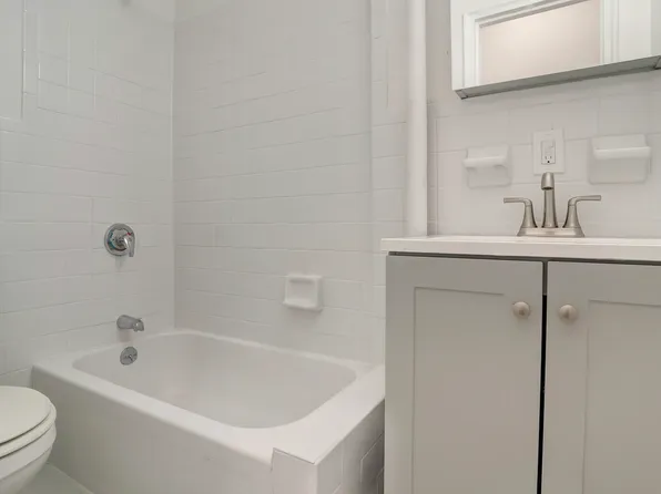 185 East 3rd Street image 7 of 8