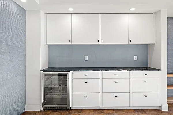 Rented by Wright Realty Group | media 27