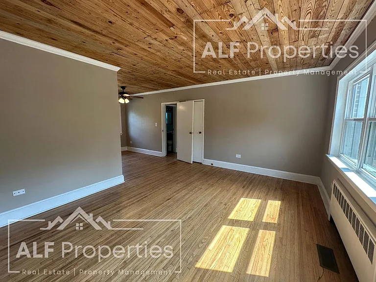 1301 S 10th St #2 — Photo 2