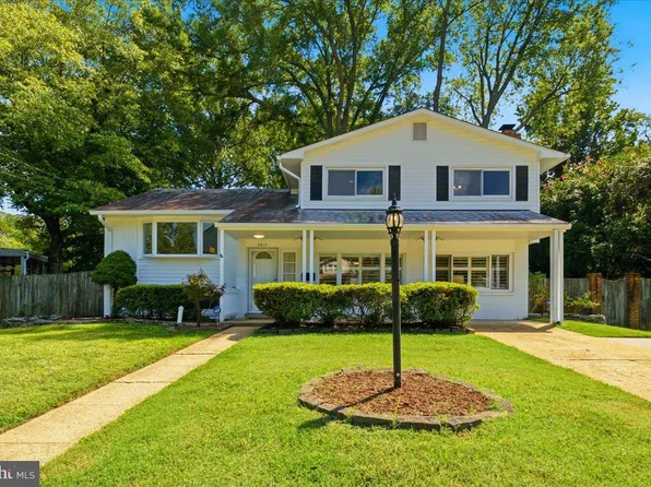 8915 Battery Rd, Alexandria, VA 22308
