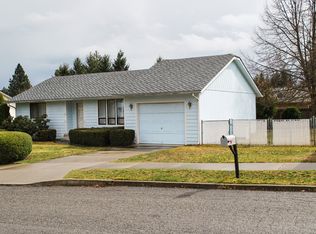 902 E Woolsey Dr, Coeur D Alene, ID 83814
