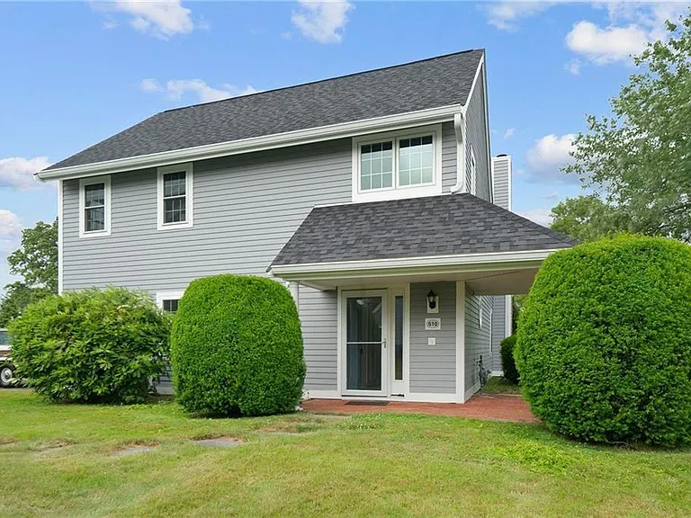510 Corey Ln — Photo 1
