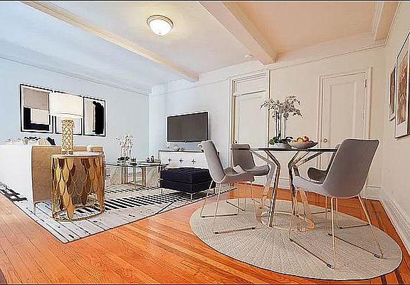 3rd image of 30 E 68th St #4E