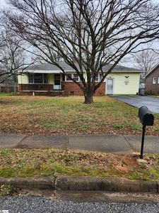 1715 W Parker Rd, Greenville, SC, 29617