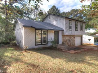 3887 Wood Path Ln, Stone Mountain, GA 30083