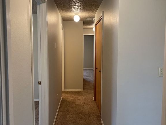 5th image of 15211 NE 181st St #B