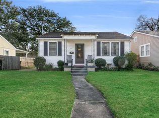 329 Halsey Dr, Harahan, LA 70123