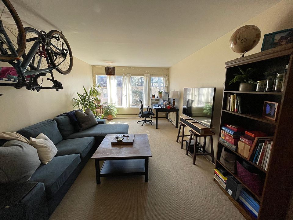 1st image of 1531 Packard St APT 17
