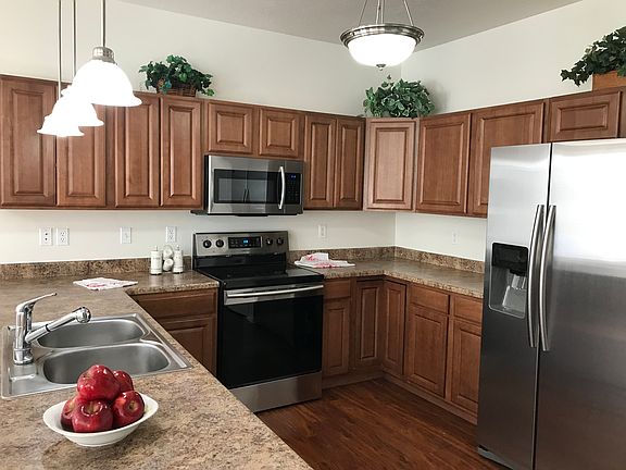3rd image of 1525 W 190 N #30