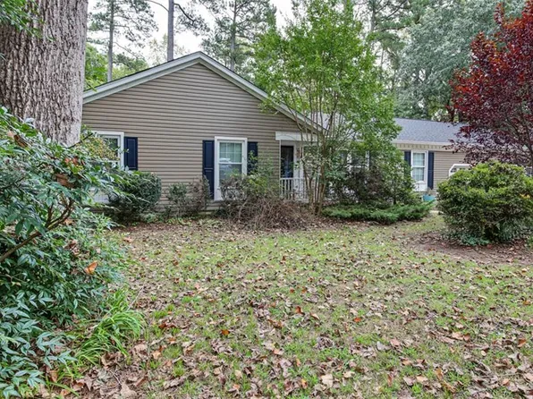 110 Bailey Dr, Yorktown, VA 23692