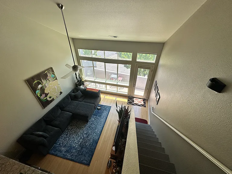 375 Pine St — Photo 25