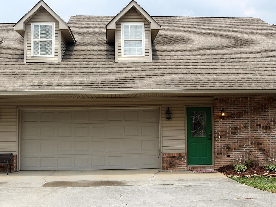 1st image of 1021 Silver Creek Ln