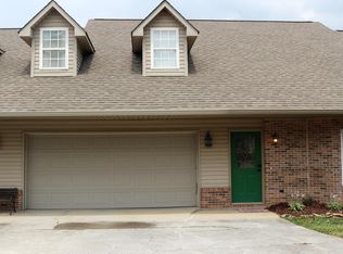 1021 Silver Creek Ln, Maryville, TN 37804