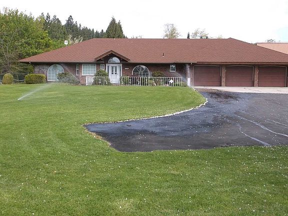 2nd image of 6121 E Upriver Ln
