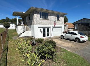 153 Duncan Ave, Oak Hill, WV 25901
