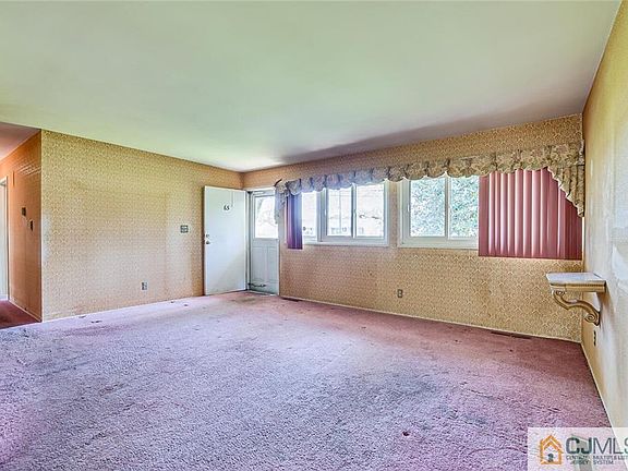 2nd image of 65 New Rd