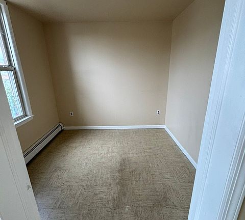 2nd image of 307 Chestnut St Floor 3