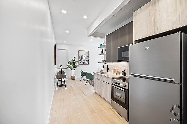 1st image of 304 Linden Blvd #3C